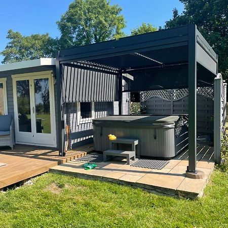 Alpaca Fold Villa Preston  Eksteriør billede